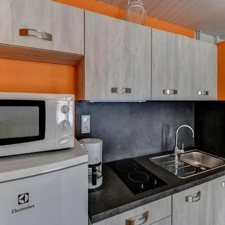 Scenic Holiday In Saint-savinien With Jacuzzi, Garden *